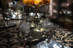 Wystawa "Srebro i sól. Solniczki z Muzeum Żup Krakowskich Wieliczka". Fot. Grzegorz Lipiec/MZS