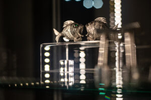 Wystawa "Srebro i sól. Solniczki z Muzeum Żup Krakowskich Wieliczka". Fot. Grzegorz Lipiec/MZS