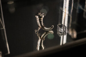 Wystawa "Srebro i sól. Solniczki z Muzeum Żup Krakowskich Wieliczka". Fot. Grzegorz Lipiec/MZS