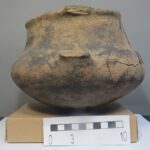 Popielnica kultury pomorskiej z Krzczonowic stan. 19